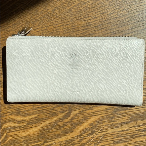 Wallet - Picture 1 of 4